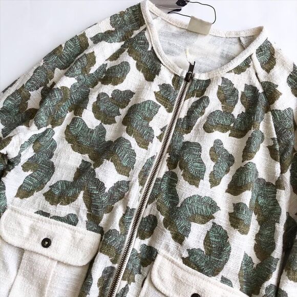 Zara Girls NWT leaf print bomber jacket 11-12Y - Picture 3 of 5